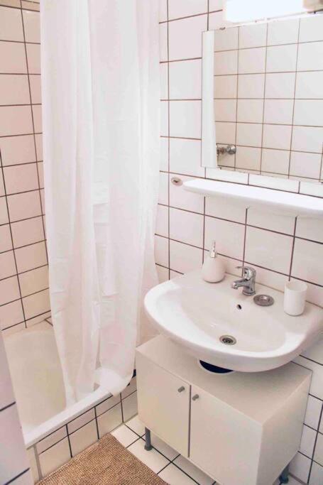 Moderne Wohnung In Vorstadtidylle Zu Bayreuth Heinersreuth Luaran gambar